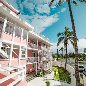 Hotel The Pink Coolangatta